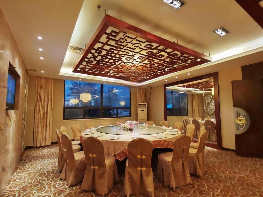 Longyan Capital International Hot Spring Resort Yongding Exterior photo